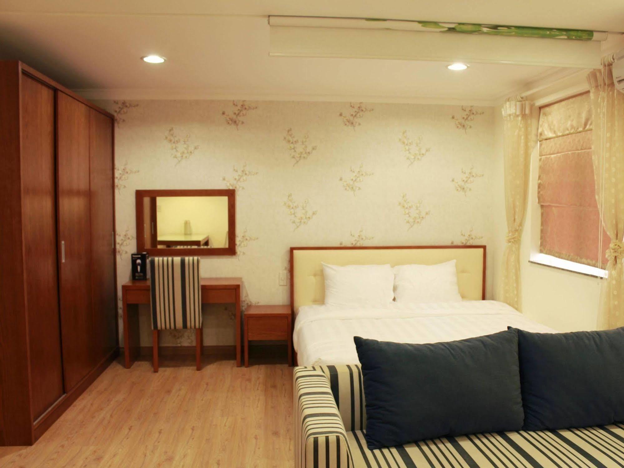 הו צ'י מין סיטי Song Hung Hotel & Serviced Apartments - Can Ho Dich Vu & Khach San מראה חיצוני תמונה